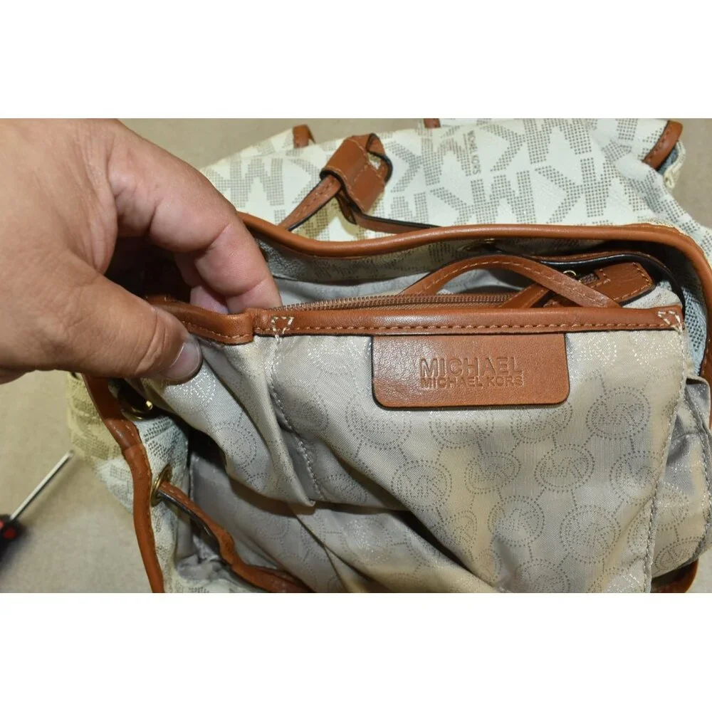 Michael Michael Kors Monogram Drawstrings Backpack Beige/Brown Bag Vintage - Picture 9 of 16